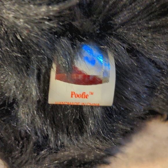 Ty Beanie Baby: Poofie the Dog - Picture 10 of 12